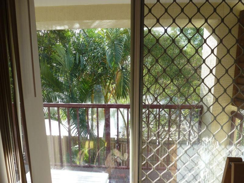 102 Alexander Drive, Highland Park QLD 4211