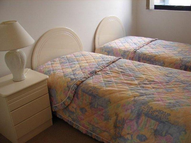 30/6 Fifth Avenue, Burleigh Heads QLD 4220