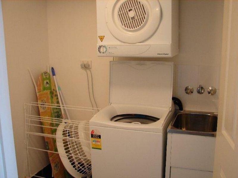 30/6 Fifth Avenue, Burleigh Heads QLD 4220