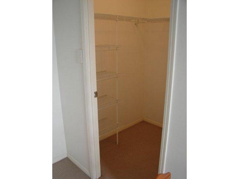 30/6 Fifth Avenue, Burleigh Heads QLD 4220