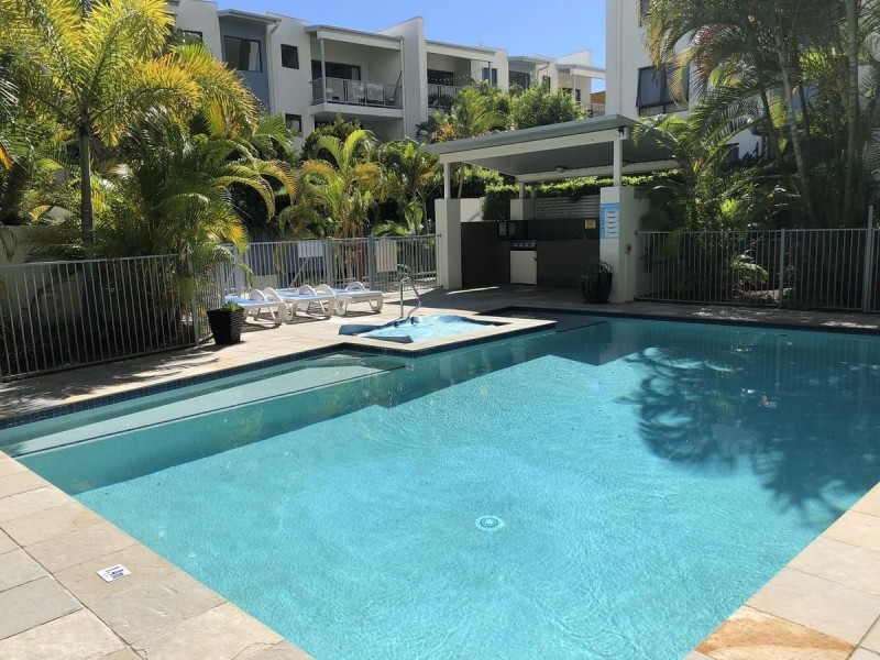 30/6 Fifth Avenue, Burleigh Heads QLD 4220