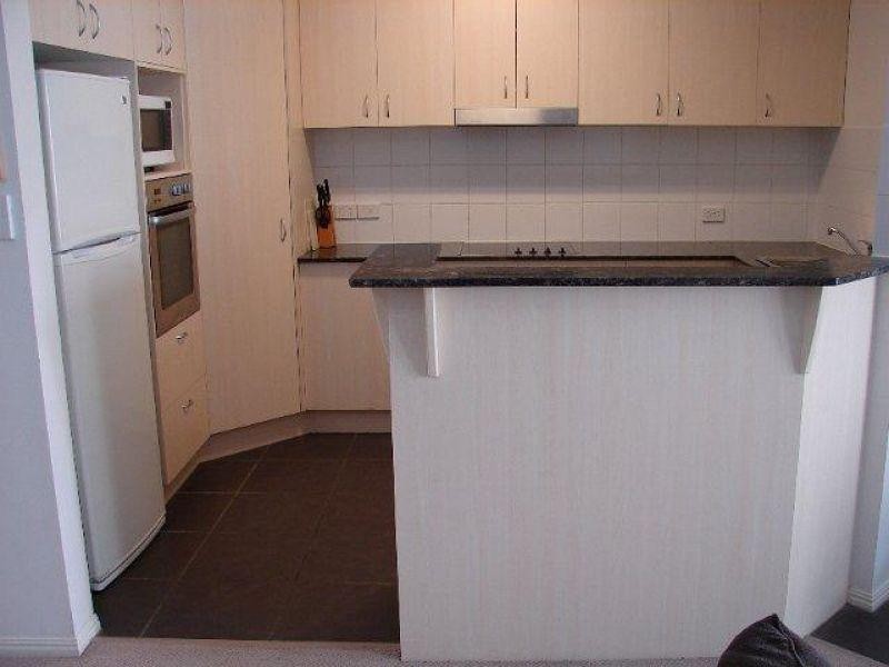 30/6 Fifth Avenue, Burleigh Heads QLD 4220