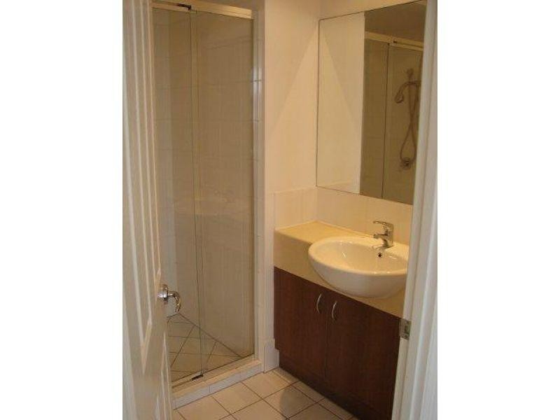 30/6 Fifth Avenue, Burleigh Heads QLD 4220