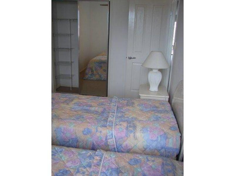 30/6 Fifth Avenue, Burleigh Heads QLD 4220