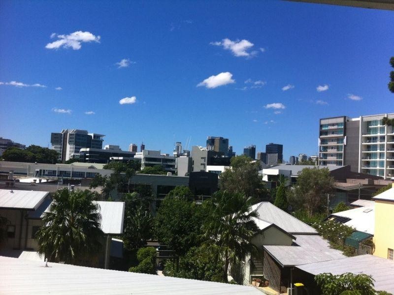 1032/18 Manning Street, Milton QLD 4064