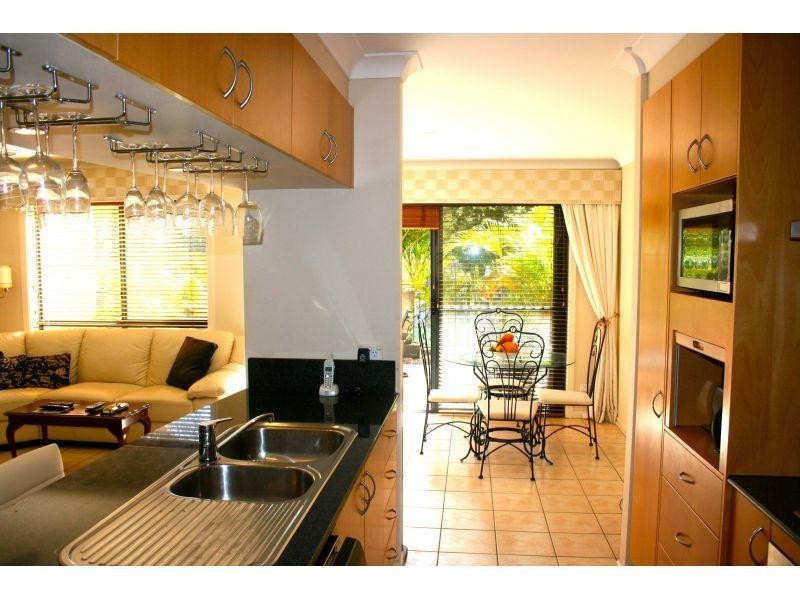 85 Palm Meadows Drive, Carrara QLD 4211