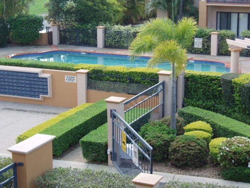 85 Palm Meadows Drive, Carrara QLD 4211