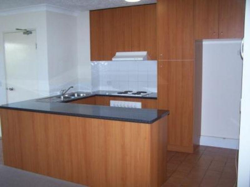 16-24 Purli Street, Chevron Island QLD 4217