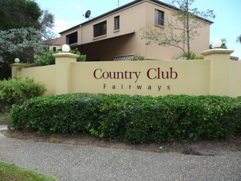 113 Arundel Drive, Arundel QLD 4214