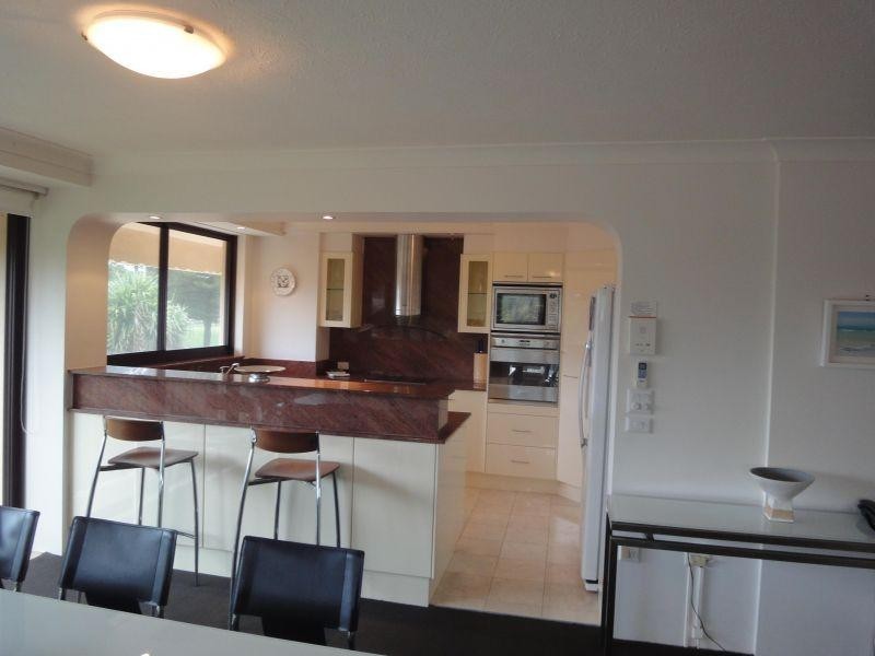 6/3645 Main Beach Parade, Main Beach QLD 4217
