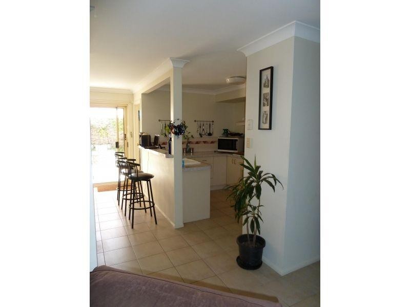 23 Tristan Court, Benowa QLD 4217