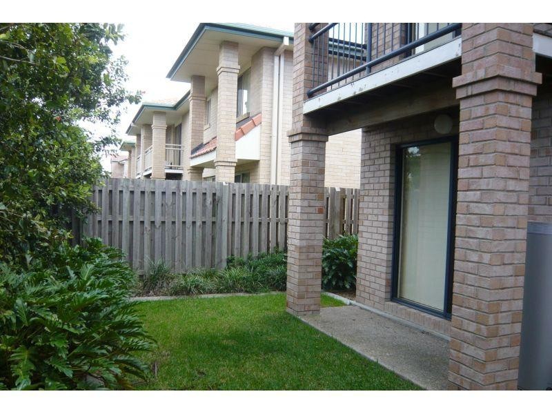 44/2 Bos Drive, Coomera QLD 4209