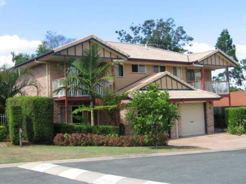 8 Honeysuckle Way, Calamvale QLD 4116