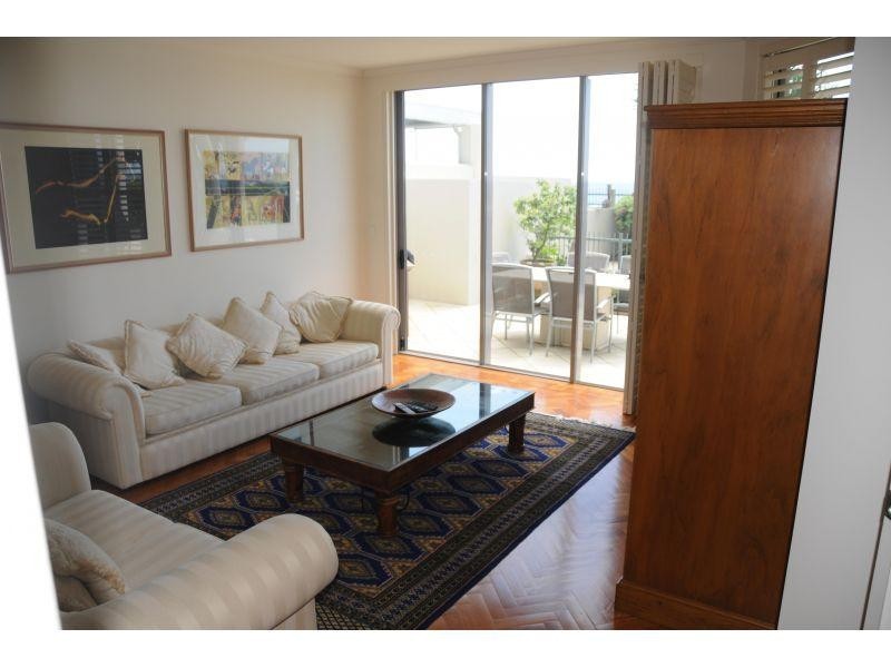 74 Old Burleigh Road, Surfers Paradise QLD 4217