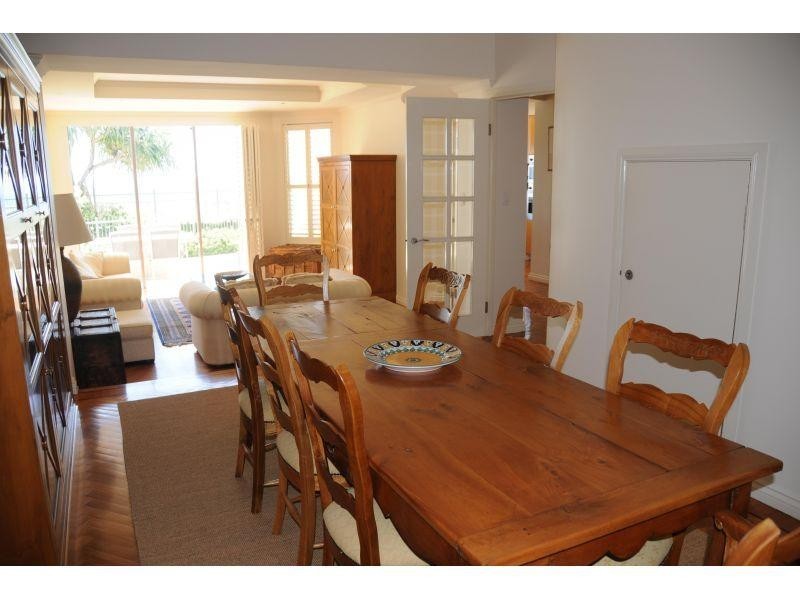 74 Old Burleigh Road, Surfers Paradise QLD 4217