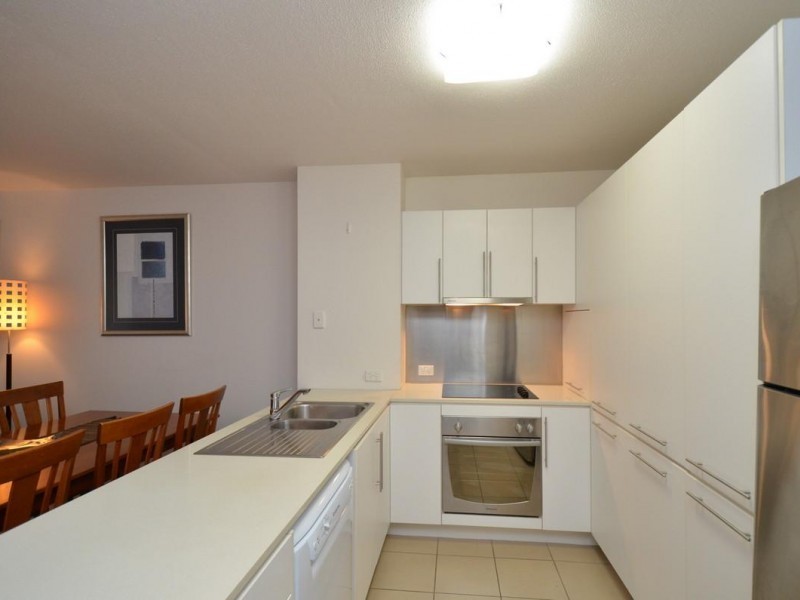 32 Stanley Street, Townsville City QLD 4810