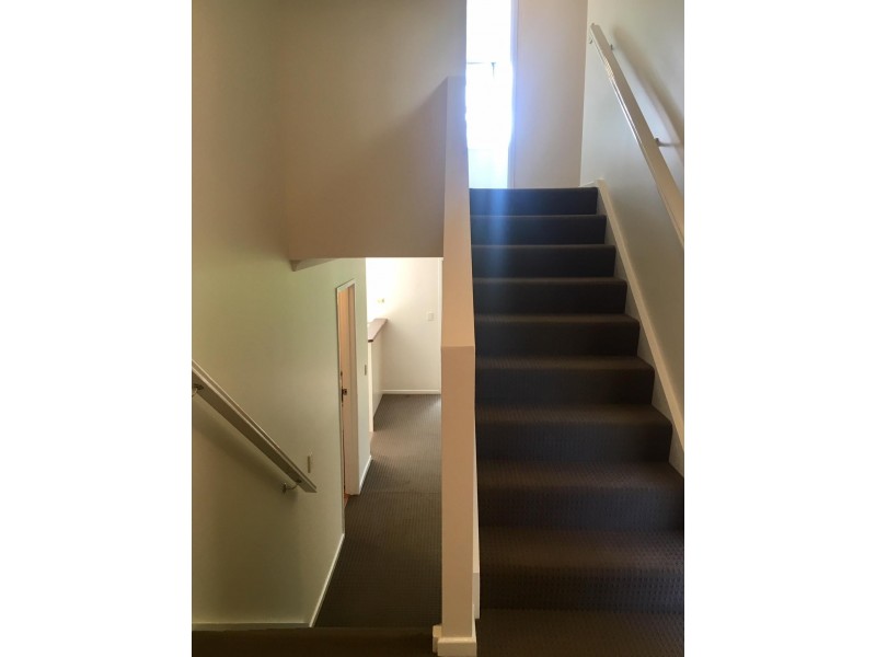 16/6-20 Ben Lomond Drive, Highland Park QLD 4211