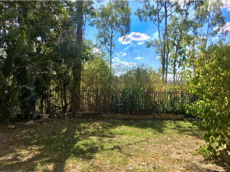 4/6-20 Ben Lomond Drive, Highland Park QLD 4211