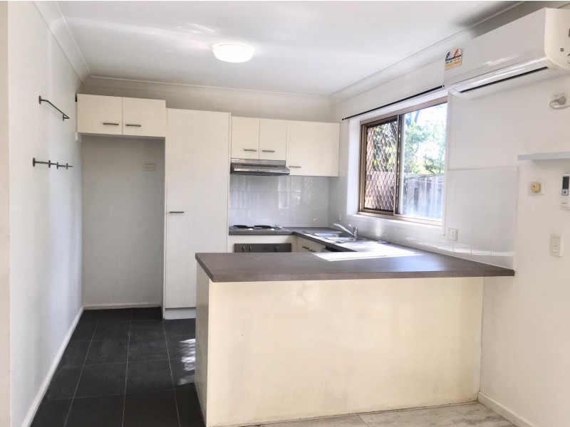 4/6-20 Ben Lomond Drive, Highland Park QLD 4211