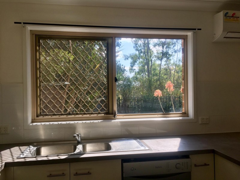 4/6-20 Ben Lomond Drive, Highland Park QLD 4211