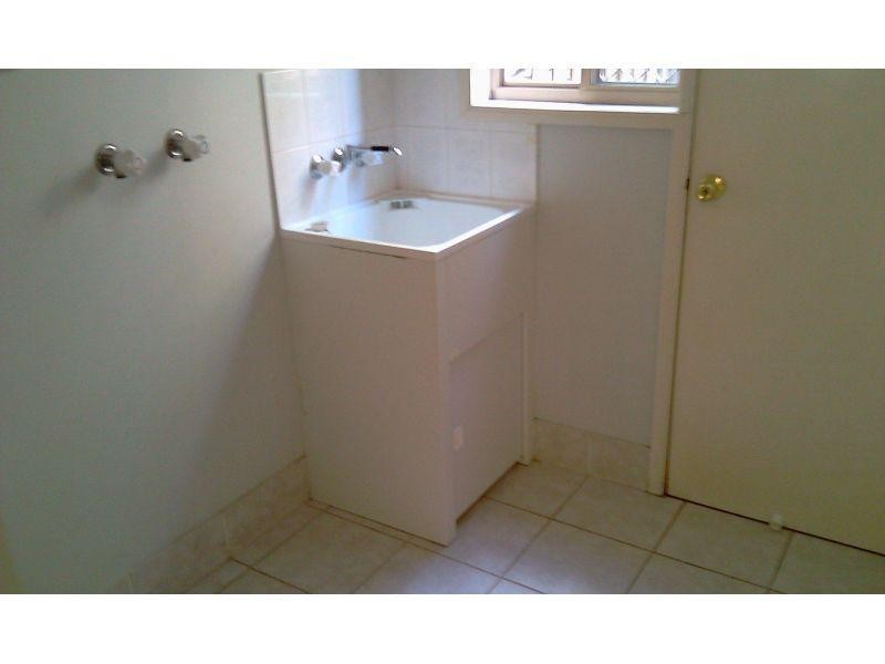 1A Alison Road, Carrara QLD 4211