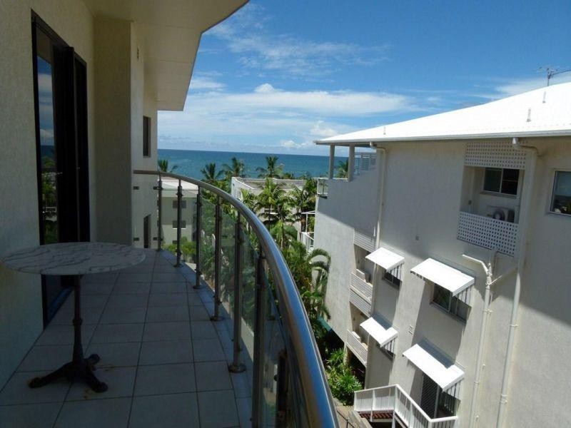Cairns QLD 4870