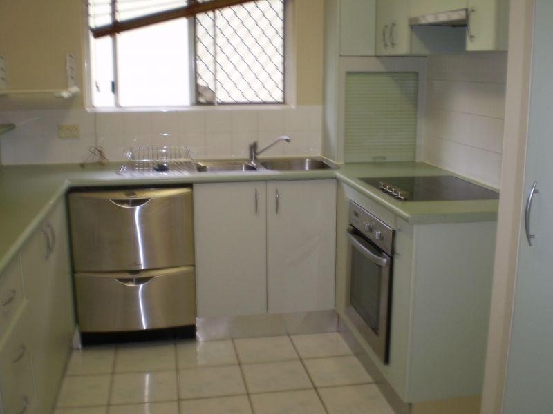 203 Mayers Street, Cairns QLD 4870