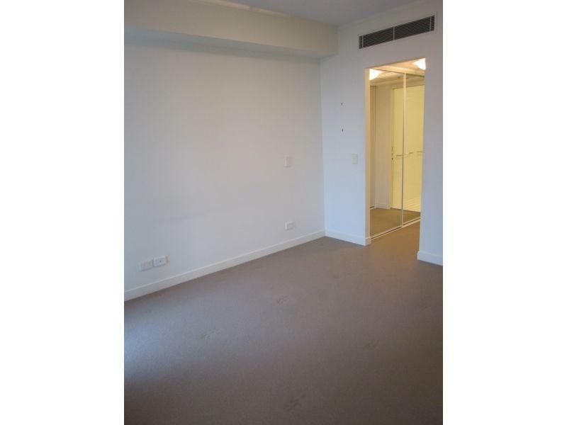3 McLean Street, Coolangatta QLD 4225