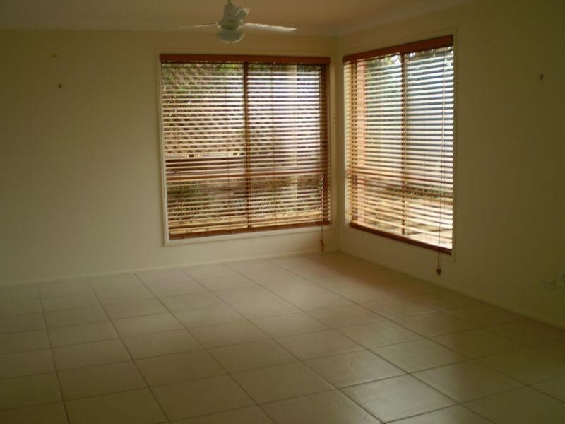 601 Pine Ridge Road, Biggera Waters QLD 4216