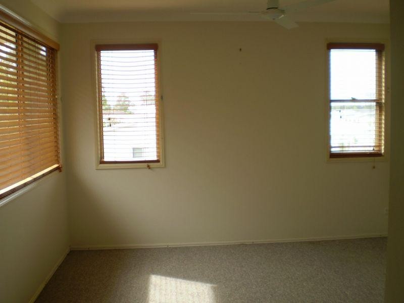 601 Pine Ridge Road, Biggera Waters QLD 4216