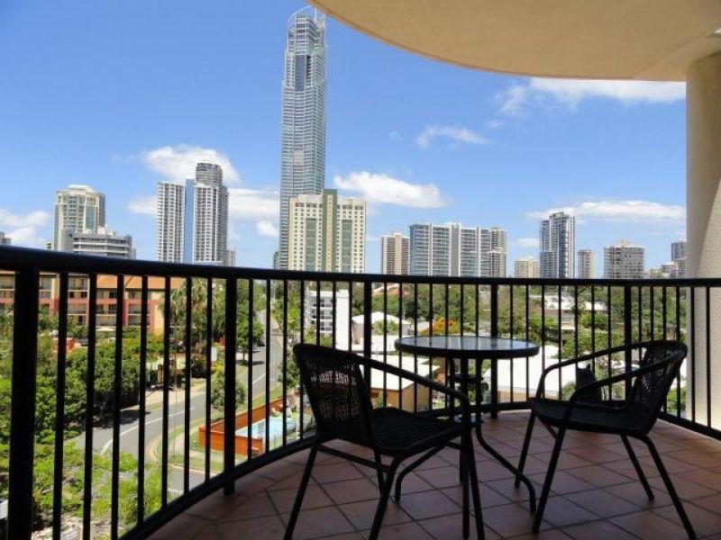 12 Paradise Island, Surfers Paradise QLD 4217