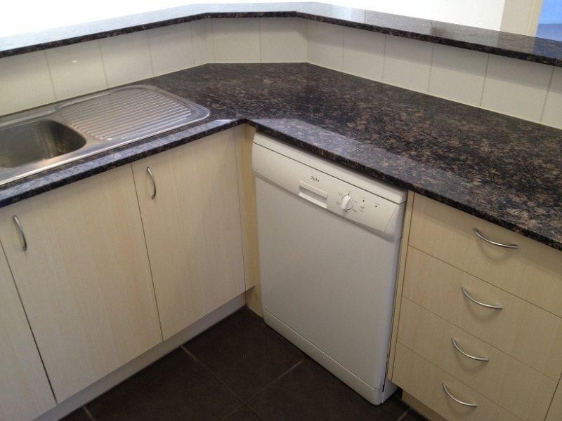 20/6 Fifth Avenue, Burleigh Heads QLD 4220