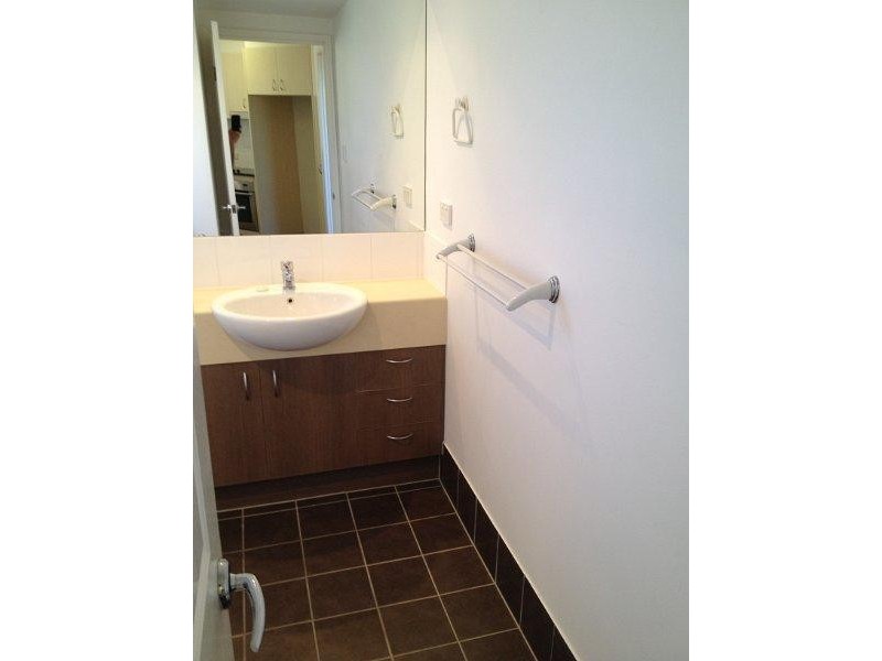 20/6 Fifth Avenue, Burleigh Heads QLD 4220