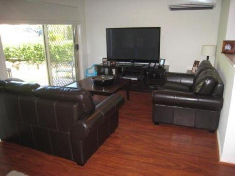 152 Palm Meadows Drive, Carrara QLD 4211