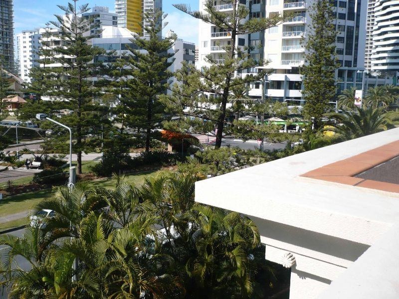 Studio 38C/112 Surf Parade, Broadbeach QLD 4218