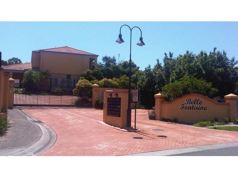 2 Concord Circuit, Robina QLD 4226