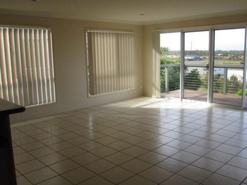 59/1 Sauvignon Parade, Upper Coomera QLD 4209