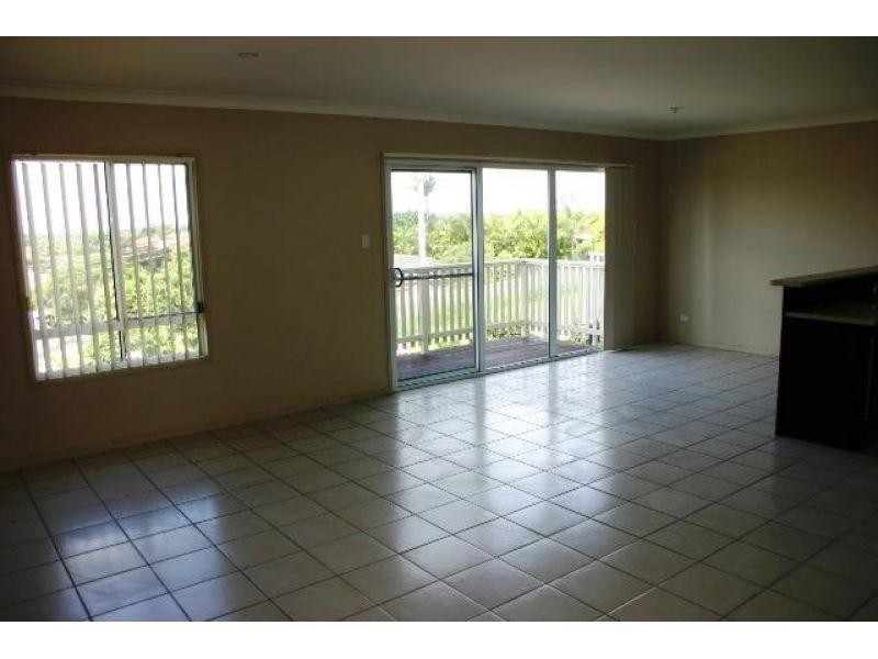 99/1 Sauvignon Parade, Upper Coomera QLD 4209