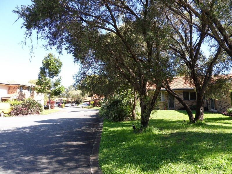 11 Waterford Court, Bundall QLD 4217