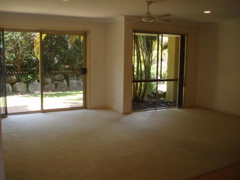 152 Palm Meadows Drive, Carrara QLD 4211