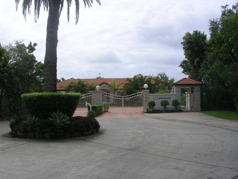 34 Albicore Street, Mermaid Waters QLD 4218