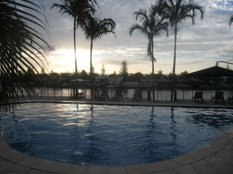 53/2898 Gold Coast Highway, Surfers Paradise QLD 4217