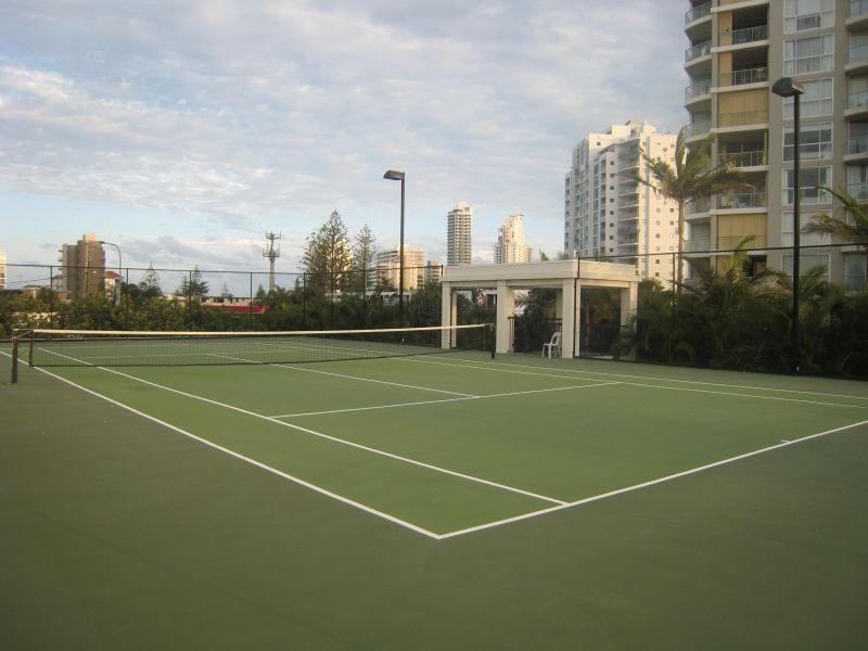 53/2898 Gold Coast Highway, Surfers Paradise QLD 4217