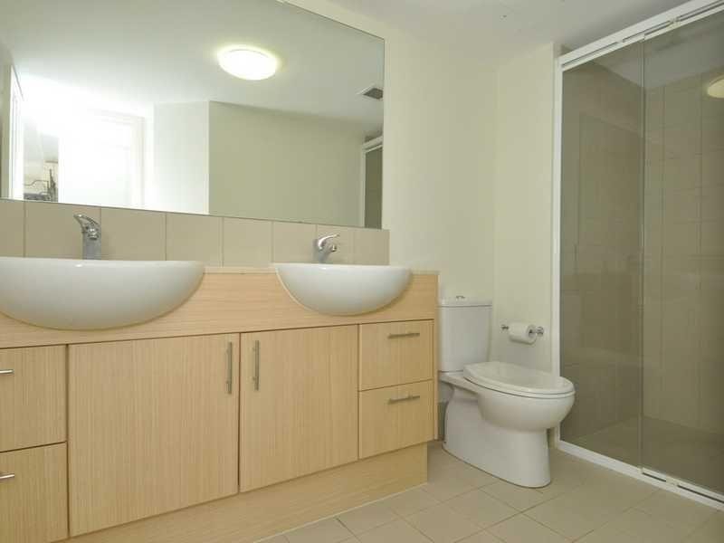 53/2898 Gold Coast Highway, Surfers Paradise QLD 4217