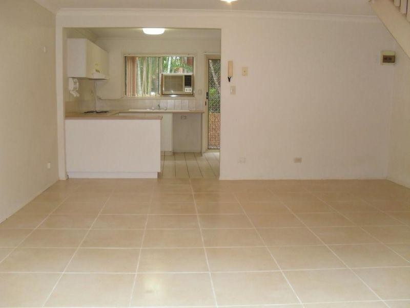 60 Whitby Street, Southport QLD 4215