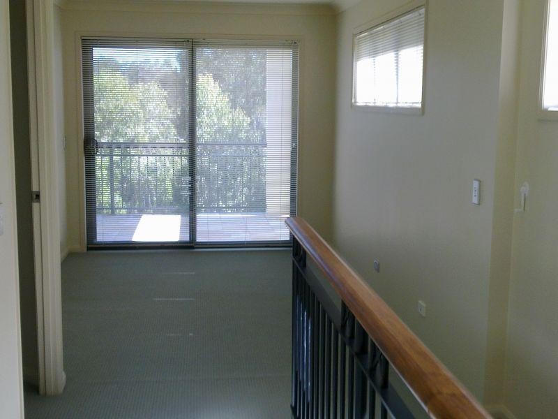 1072/1 The Cove Crescent, Carrara QLD 4211