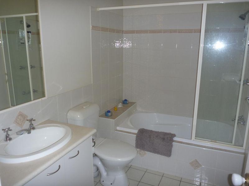 17/316 Long Street, Graceville QLD 4075