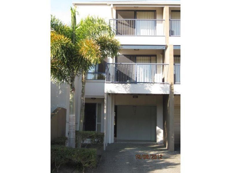 7 Bowden Street, Nerang QLD 4211