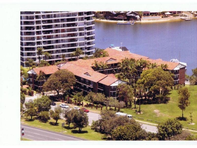 22 Commodore Drive, Paradise Waters QLD 4217