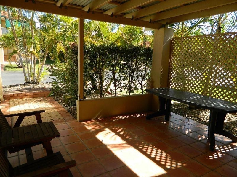 152 Palm Meadows Drive, Carrara QLD 4211